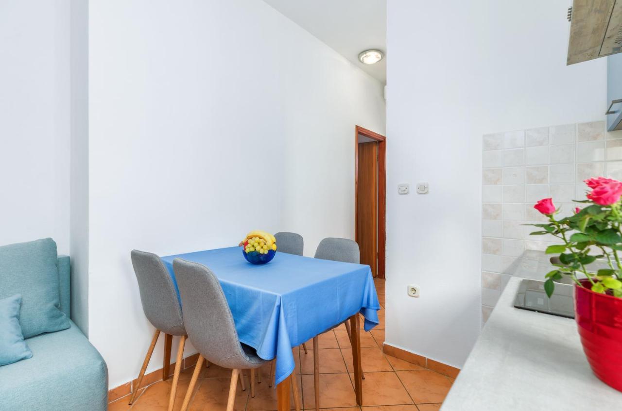 Center Of Fazana Apartments Katarina Eksteriør bilde
